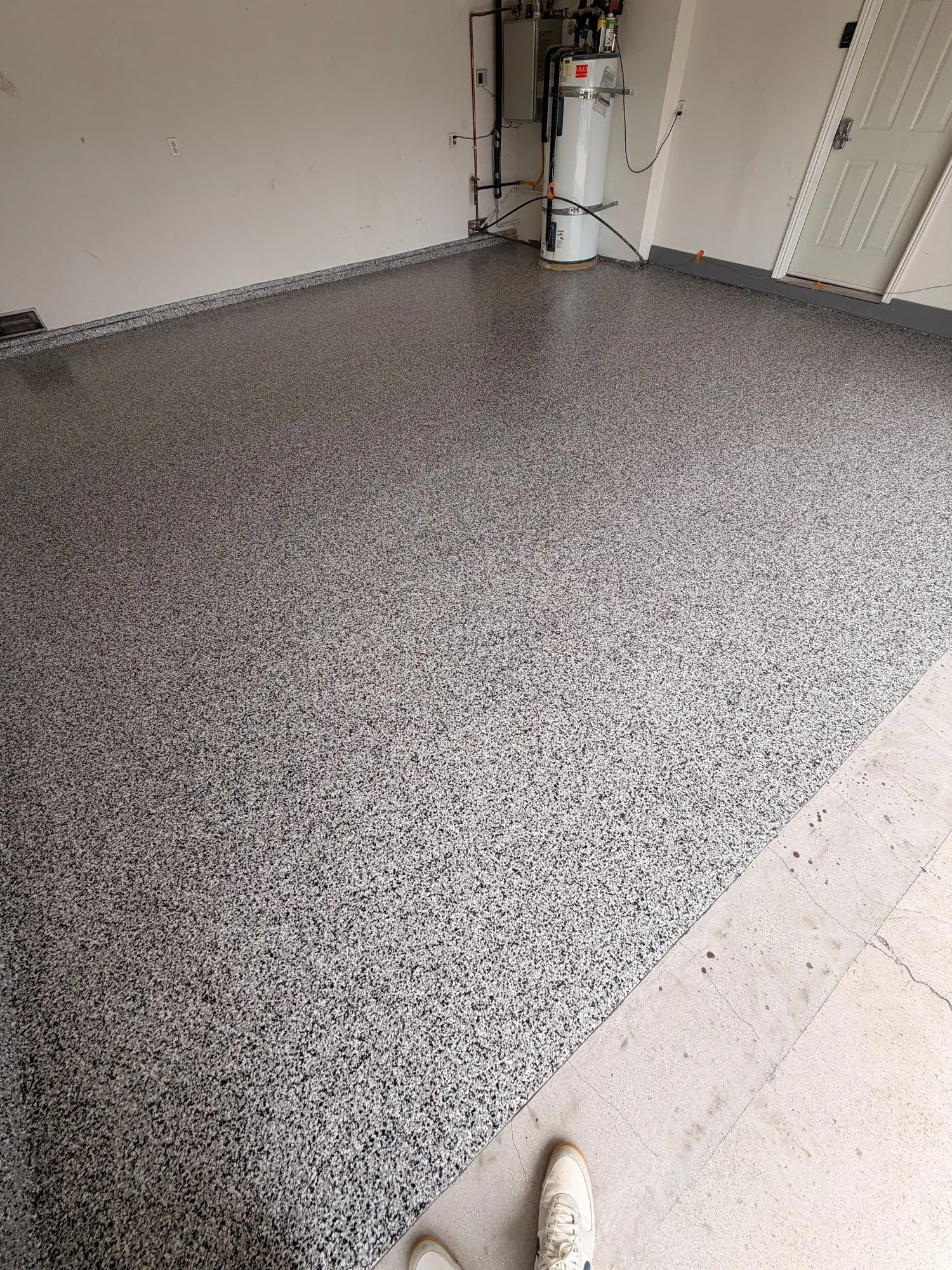 Flake epoxy 2-car garage in Irvine, photo 1